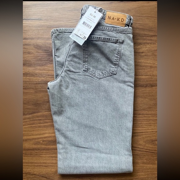 NA-KD Low Waist Jeans Light Grey EU size 38 (US 8) - Picture 6 of 9